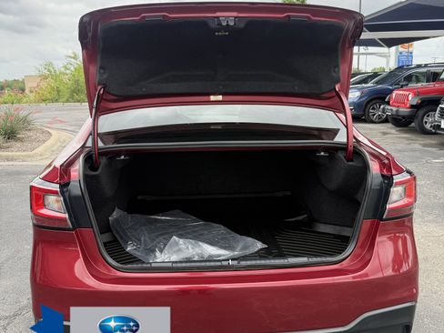 Used 2024 Subaru Legacy Premium AWD/4WD image 9