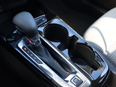 Certified 2024 Chevrolet Trax LT image 28