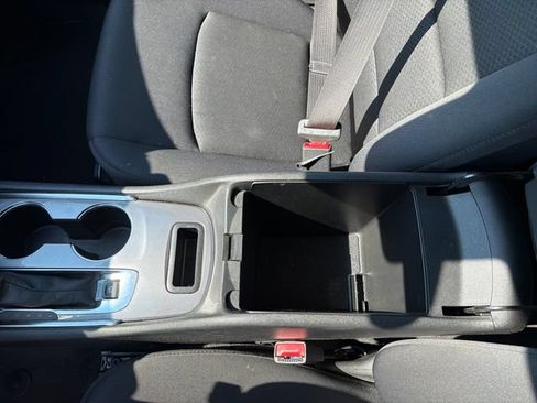 Used 2025 Chevrolet Malibu LT FWD image 26