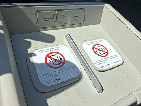 New 2026 Hyundai Santa Fe SE image 14