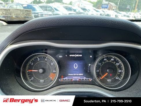 Used 2015 Jeep Cherokee Limited AWD/4WD image 7