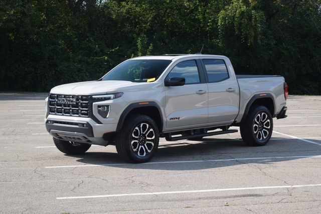 Used 2026 GMC Canyon AT4 w/ Technology Plus Package AWD/4WD image 22