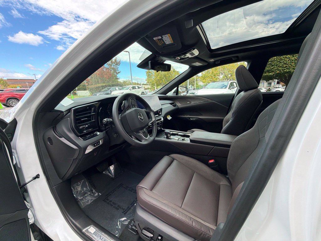 Certified 2026 Lexus RX 350 AWD w/ Convenience Package image 18