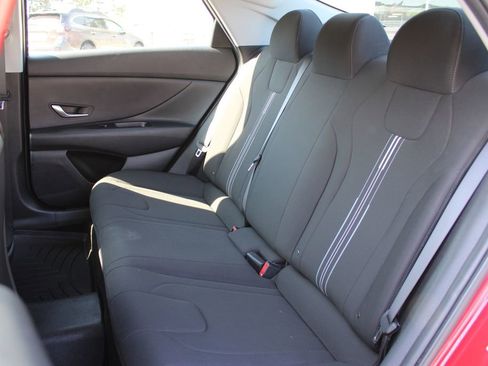 Used 2023 Hyundai Elantra SEL FWD image 24