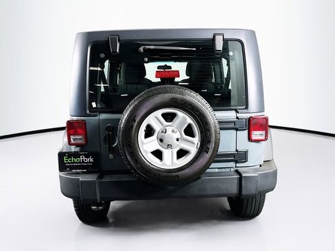 Used 2014 Jeep Wrangler Unlimited Sport AWD/4WD image 7