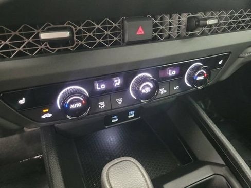 Used 2025 Honda Accord SE image 29