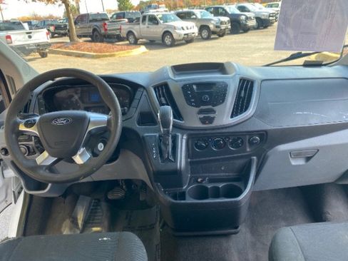 Used 2016 Ford Transit 350 XL image 17