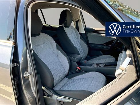 Used 2025 Volkswagen Tiguan S FWD image 29