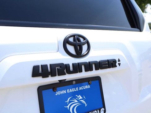Used 2023 Toyota 4Runner SR5 Premium RWD image 7