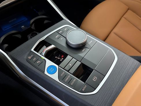 New 2026 BMW i4 xDrive40i w/ Premium Package AWD/4WD image 18