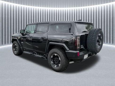 Used 2024 GMC Hummer EV 2X w/ Extreme Off-Road Package AWD/4WD image 6