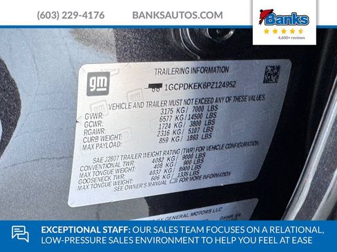 Used 2023 Chevrolet Silverado 1500 LT AWD/4WD image 10