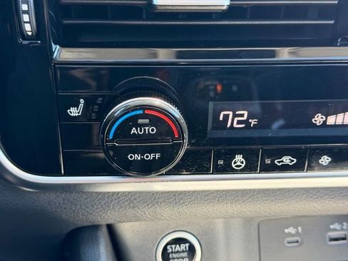 Used 2021 Nissan Rogue SV w/ Premium Package AWD/4WD image 23