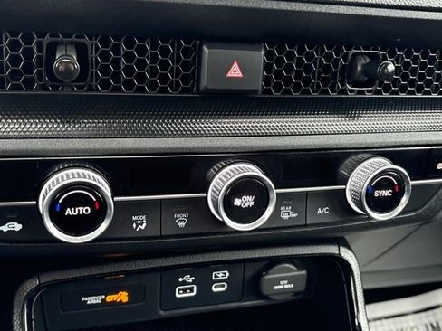 Used 2024 Honda CR-V EX image 16