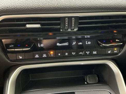 Certified 2024 MAZDA CX-90 3.3 Turbo w/ Preferred Plus AWD/4WD image 20