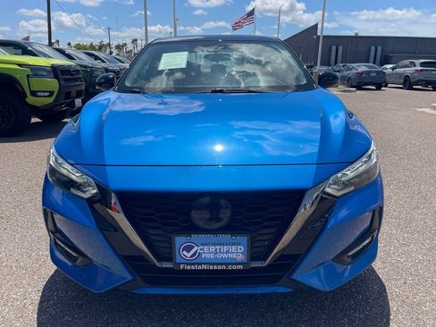Certified 2022 Nissan Sentra SR FWD image 2