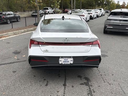 New 2026 Hyundai Elantra Blue image 6
