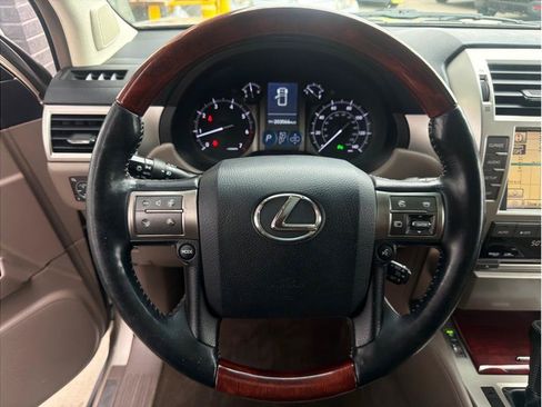 Used 2011 Lexus GX 460 Premium AWD/4WD image 15
