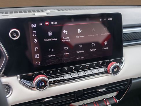 Used 2024 GMC Canyon AT4X image 17