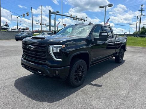 New 2026 Chevrolet Silverado 2500 High Country w/ Midnight Edition AWD/4WD image 7