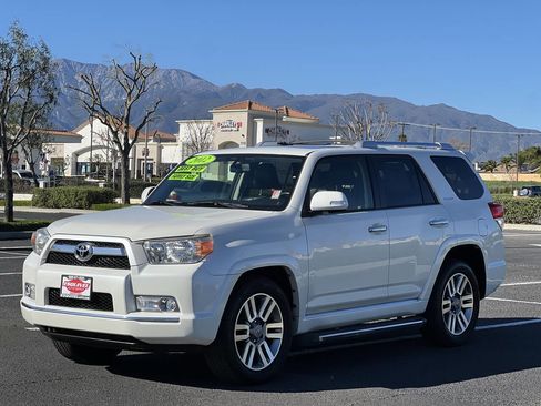 Used 2012 Toyota 4Runner Limited image 11
