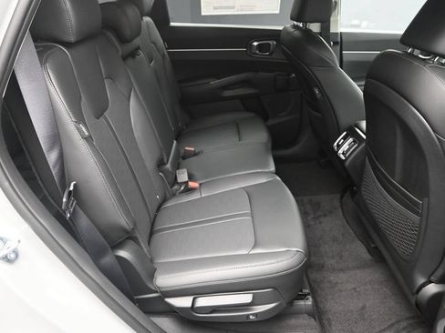 New 2026 Kia Sorento S AWD/4WD image 36