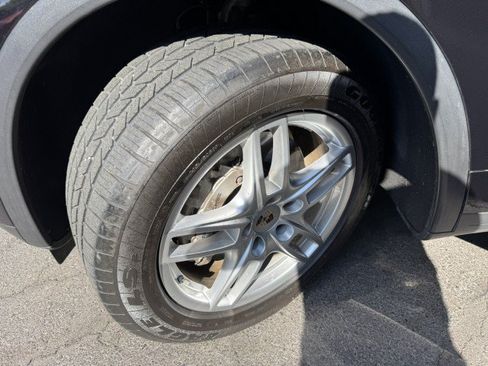 Used 2013 Porsche Cayenne S AWD/4WD image 43