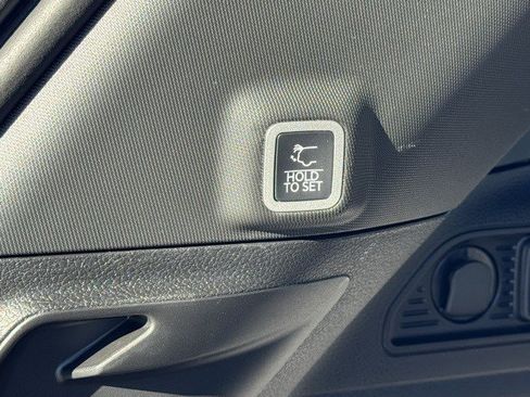 New 2026 Jeep Grand Cherokee Altitude image 31