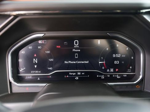 Used 2025 GMC Sierra 1500 AT4 image 14