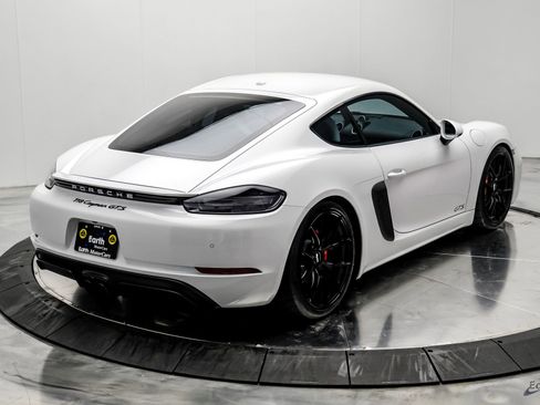 Used 2019 Porsche 718 Cayman GTS RWD image 19