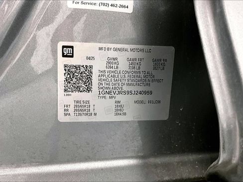 Used 2025 Chevrolet Traverse Z71 AWD/4WD image 39