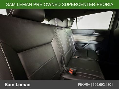 Used 2023 Volkswagen Atlas Cross Sport SE image 25