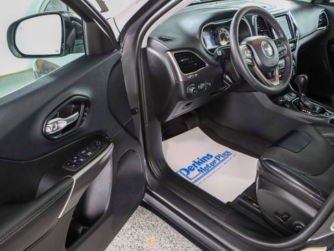 Used 2022 Jeep Cherokee Limited w/ Sun & Sound Group image 3