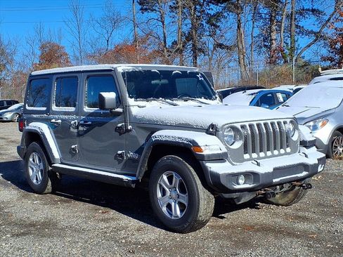 Used 2019 Jeep Wrangler Unlimited Sport S image 3