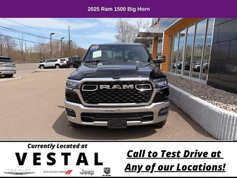 Used 2025 RAM 1500 Big Horn AWD/4WD image 4