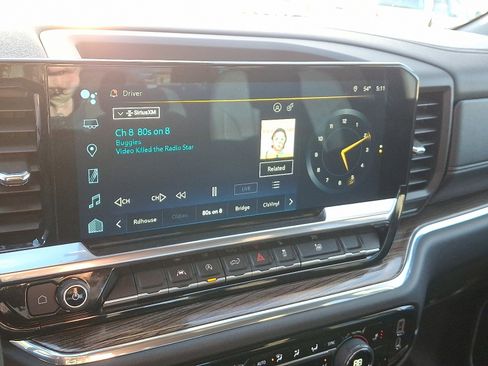 Used 2023 Chevrolet Silverado 1500 LT image 16