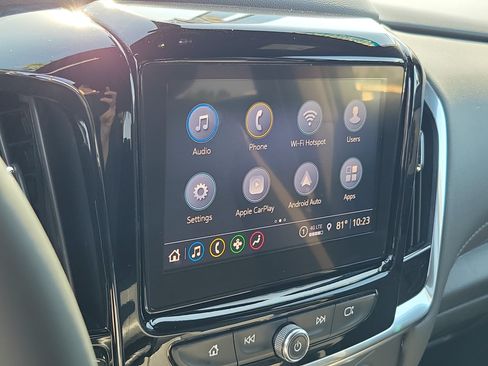 Used 2023 Chevrolet Traverse LT FWD image 27