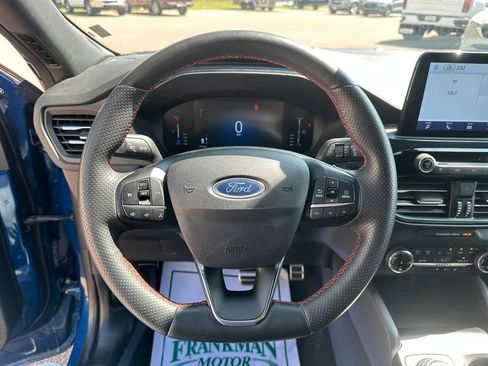 Used 2023 Ford Escape ST-Line AWD/4WD image 14