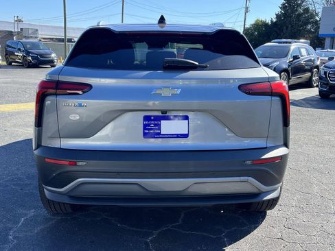 Used 2025 Chevrolet Blazer EV LT image 4