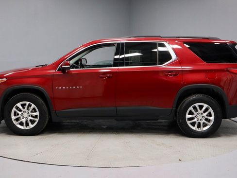 Used 2020 Chevrolet Traverse LT image 9