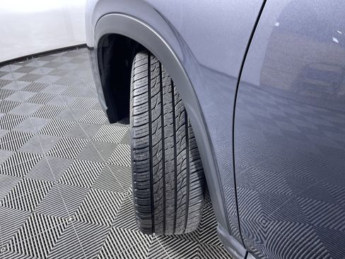 Used 2023 Subaru Ascent Limited w/ Technology Package image 28