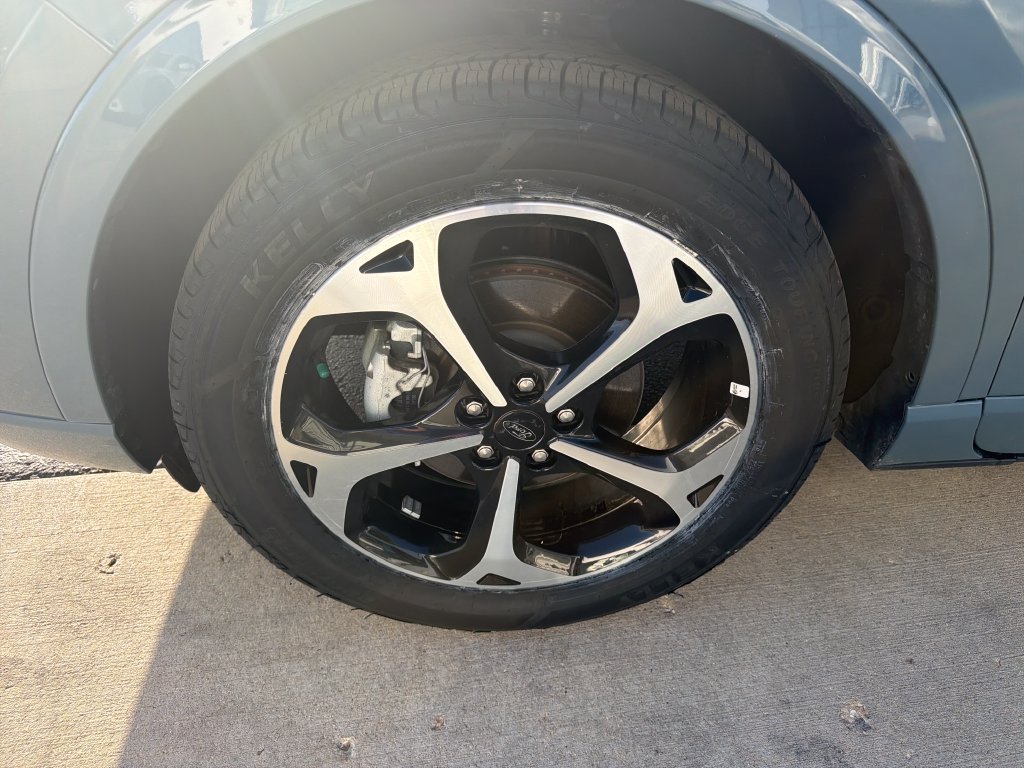 Used 2023 Ford Escape ST-Line Elite w/ Class II Trailer Tow Package AWD/4WD image 30