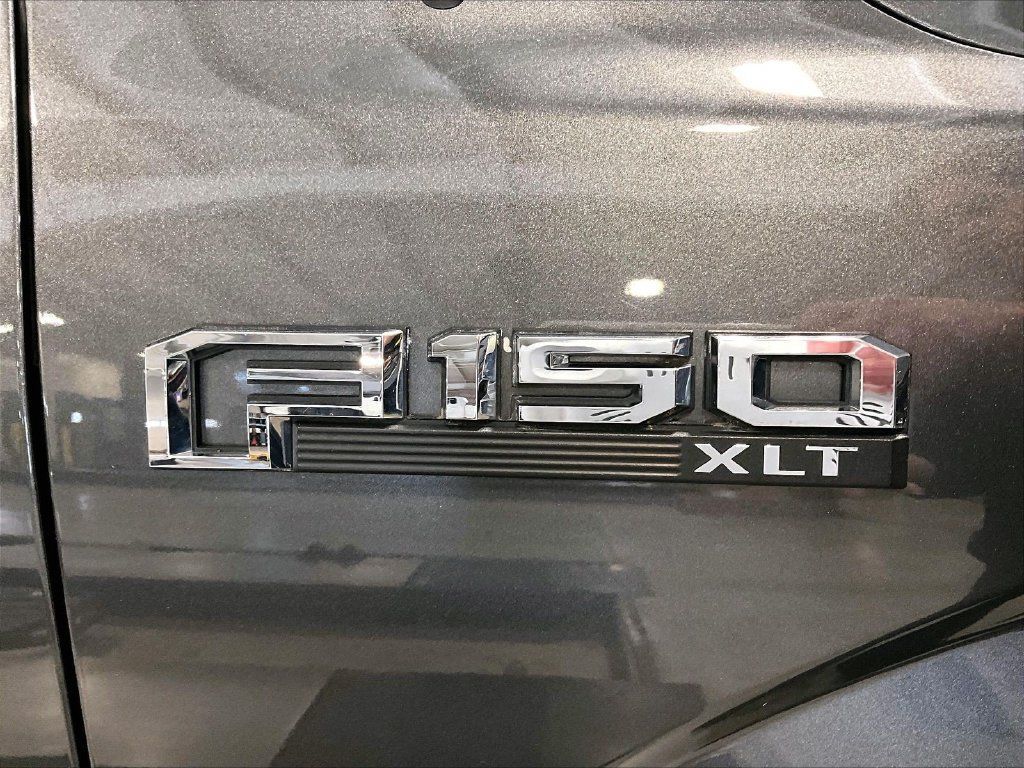 Used 2018 Ford F150 XLT w/ Equipment Group 302A Luxury AWD/4WD image 29