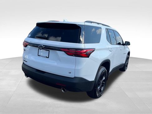 Used 2023 Chevrolet Traverse LT FWD image 5