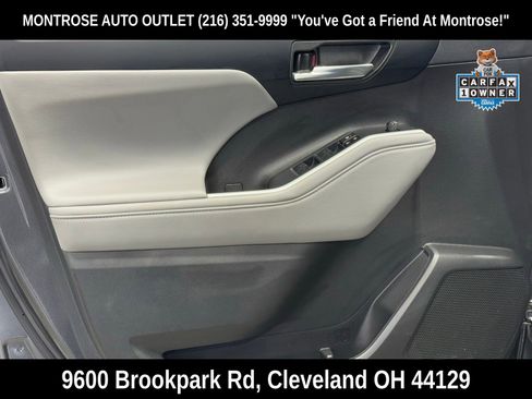 Used 2023 Toyota Highlander XLE image 10