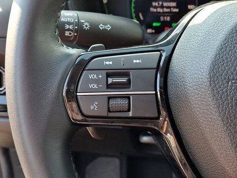 Used 2023 Honda Accord Touring image 23