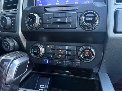 Used 2020 Ford F150 Raptor w/ Equipment Group 802A Luxury AWD/4WD image 28
