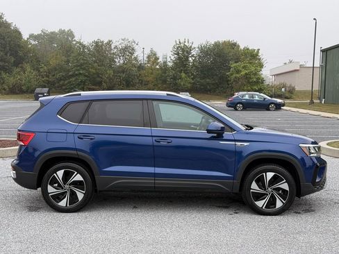Used 2023 Volkswagen Taos SE image 9