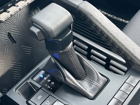 Used 2024 Toyota Tacoma SR5 image 17