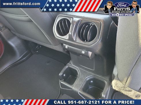Used 2022 Jeep Wrangler Unlimited Sport AWD/4WD image 16